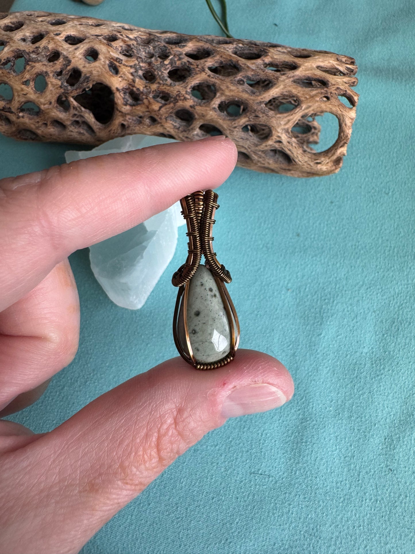Pixie Halo Pendant || Rhyolite