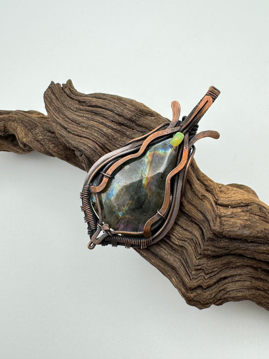 Spectrolite Framed Pendant
