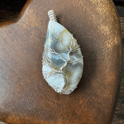 Whisperwood: The Dreamer || Seam Agate Pendant