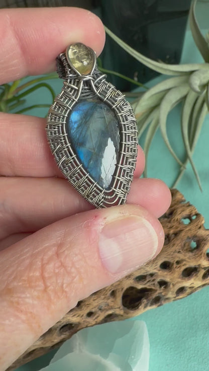 Weaved Blue Labradorite Pendant